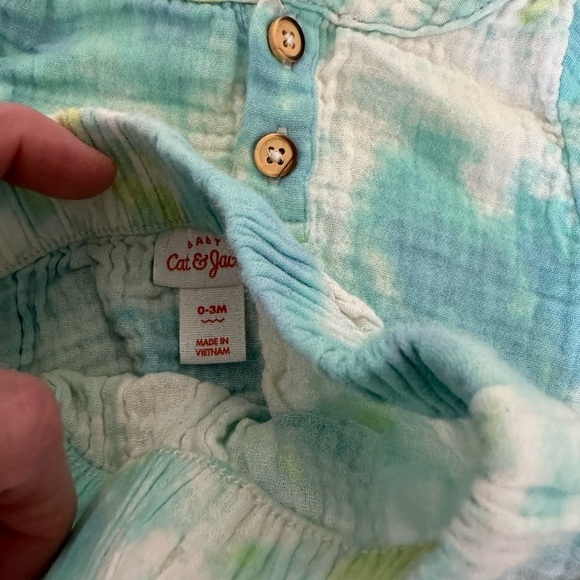 Muslin Tie Dye Baby Outfit Set 0-3 Months Baby Boy Cat & Jack excellent like new - Picture 12 of 14